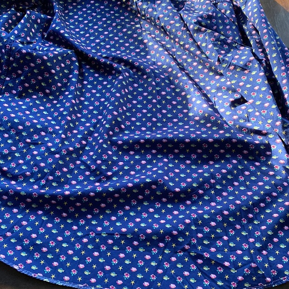 Cremieux Island Capri Collection Fish Print Long-Sleeve Woven Shirt. - Picture 10 of 11